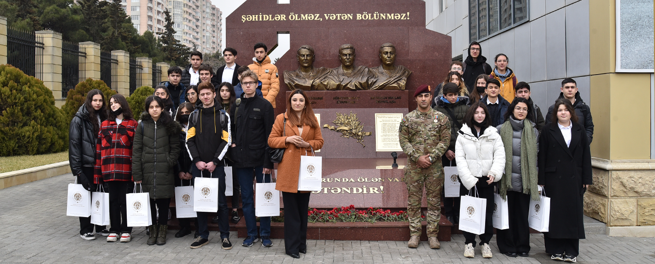 Müdafiə Sənayesi Nazirliyində yuxarı sinif şagirdləri üçün növbəti  məlumat turu təşkil edilib   